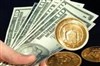 تصویر قیمت سکه و ارز در بازار آزاد/ دلار 70 تومان ارزان شد 